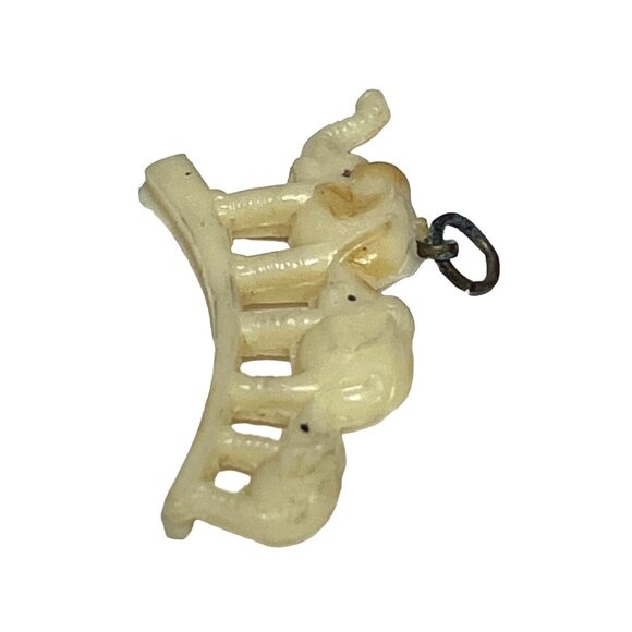 Vintage Celluloid Row of Elephants Charm Cracker Jack Prize - Picture 2 of 6